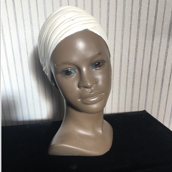 Mannequin Head Bust Form - Picture 1 of 10